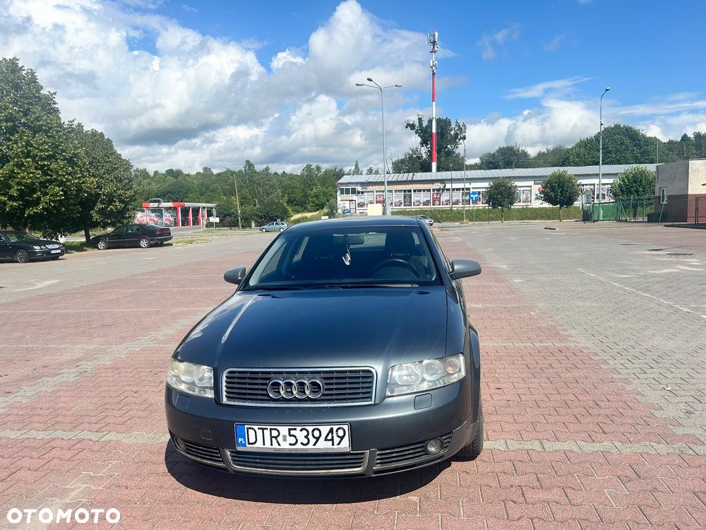 Audi A4 Limousine - 2