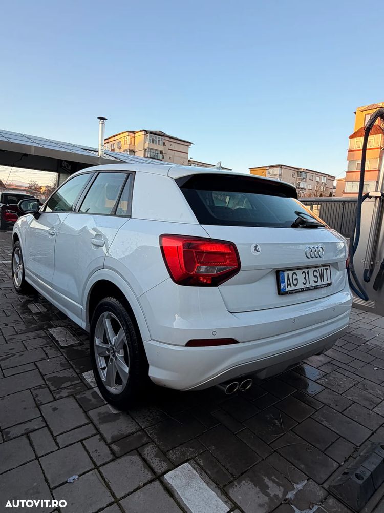 Audi Q2 2.0 TDI quattro S tronic Sport - 4