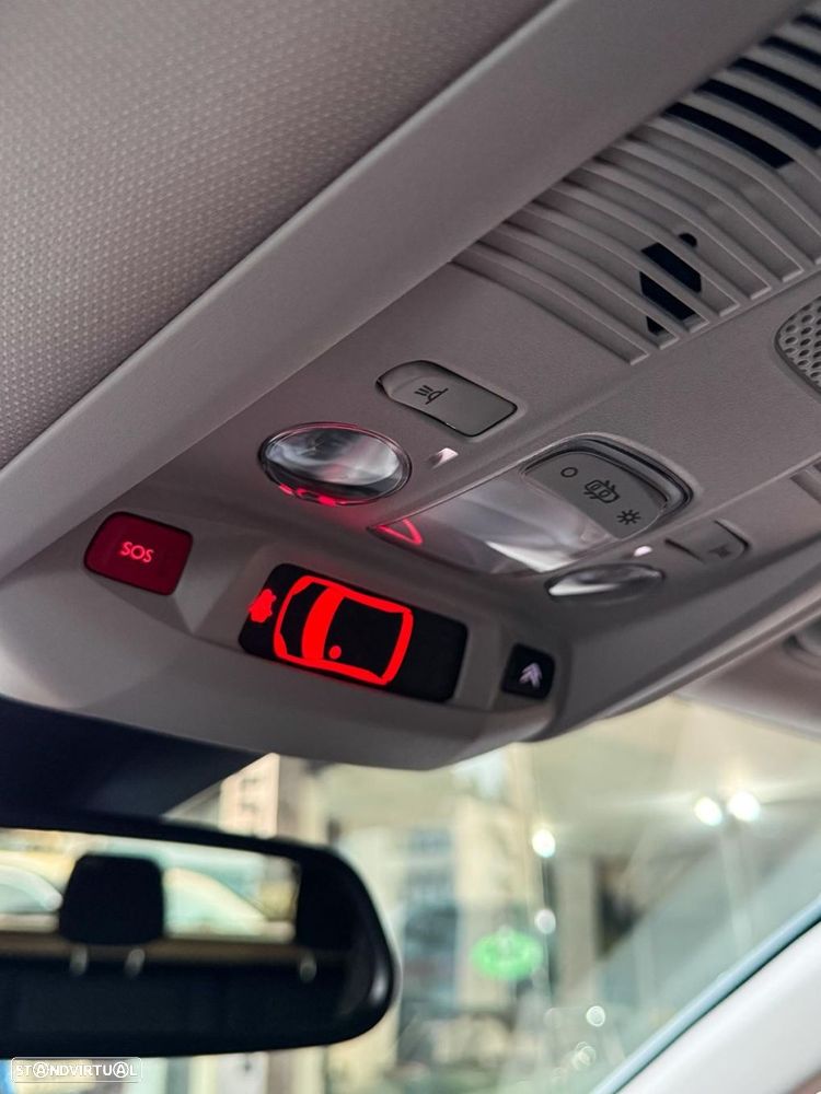 Citroën C5 Aircross 1.6 PureTech Shine EAT8 - 17