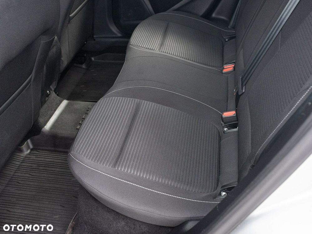 Ford Focus - 25