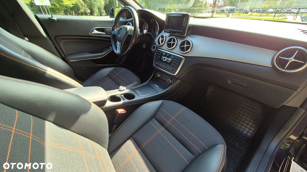 Mercedes-Benz CLA - 13