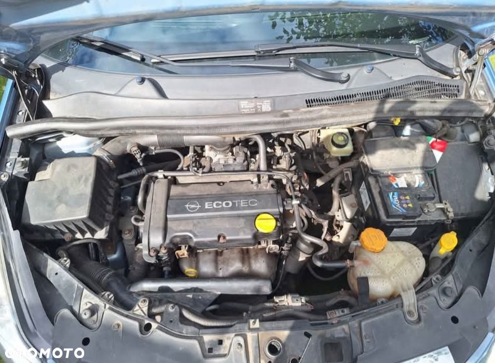 Opel Corsa - 1