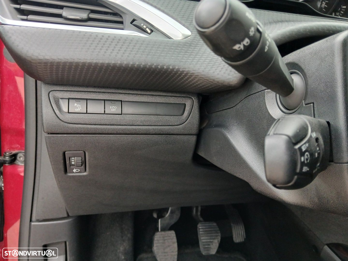 Peugeot 2008 1.2 PureTech Signature - 19