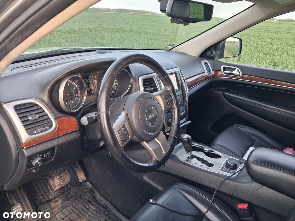 Jeep Grand Cherokee - 8