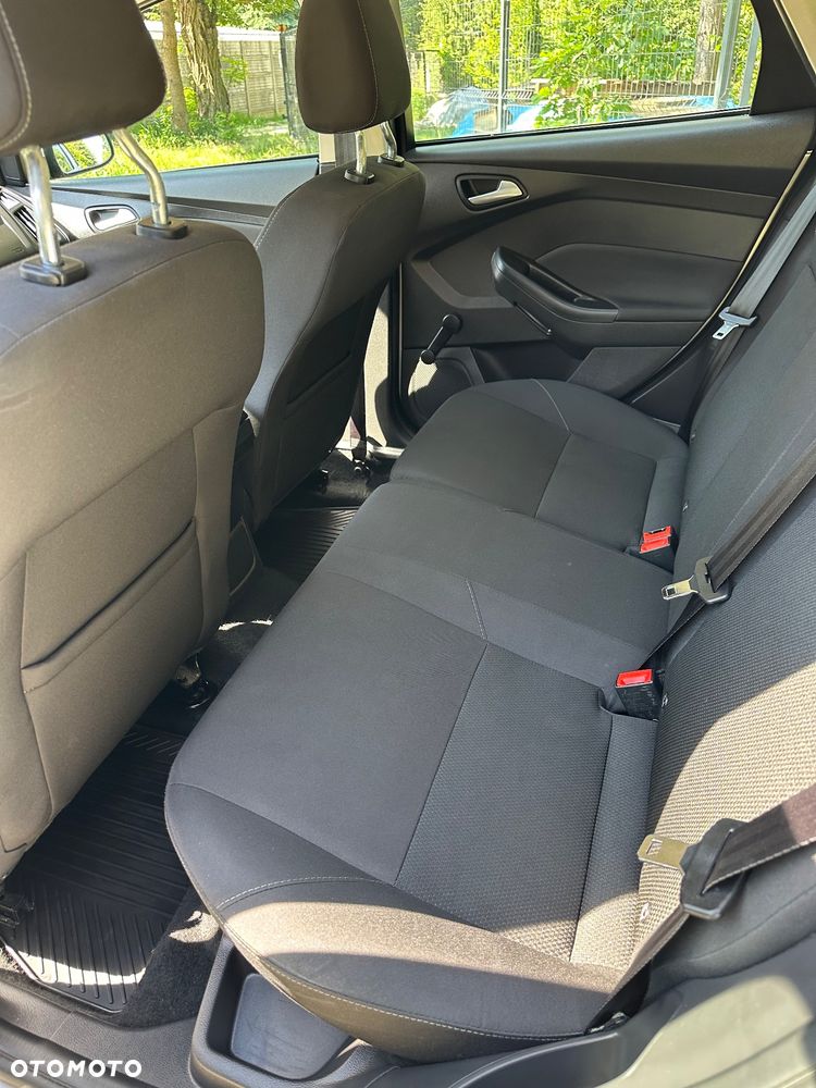 Ford Focus 1.5 TDCi SYNC Edition - 15