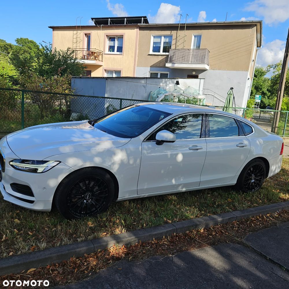 Volvo S90 - 17