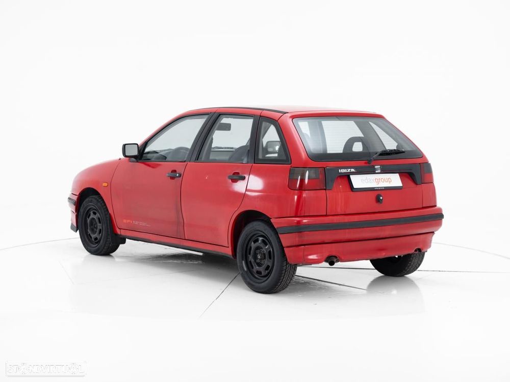 SEAT Ibiza - 4