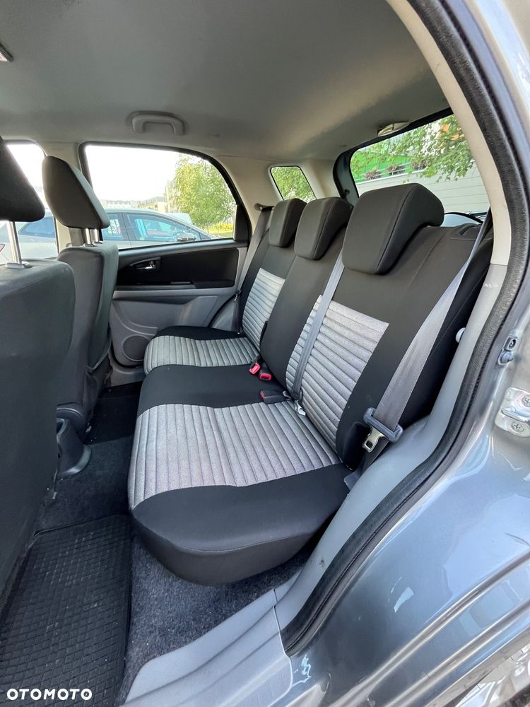 Suzuki SX4 1.6 Premium - 25
