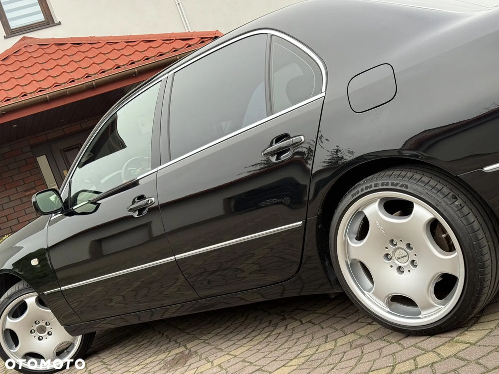 Lexus LS Prezydent - 20