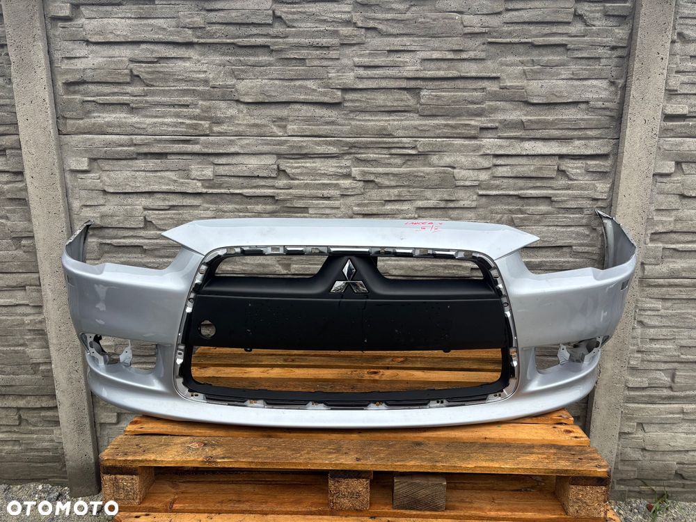 Mitsubishi Lancer X zderzak przedni - 2
