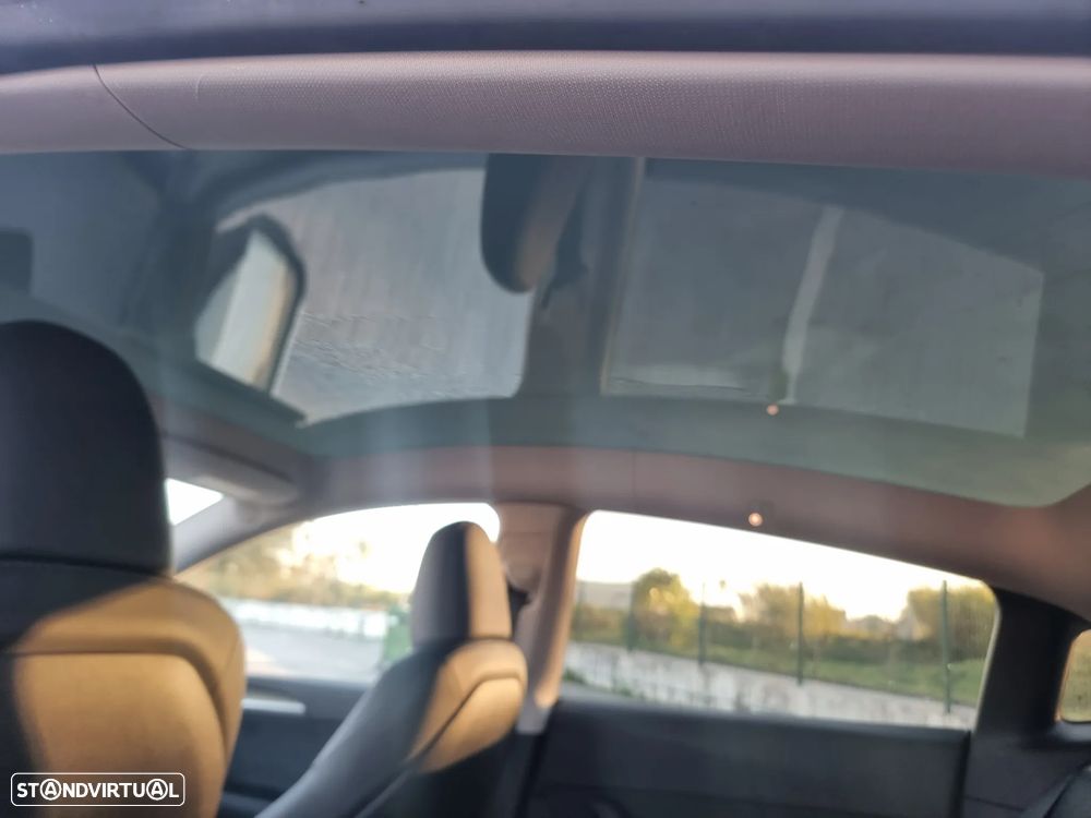 Tesla Model Y Standard - 17