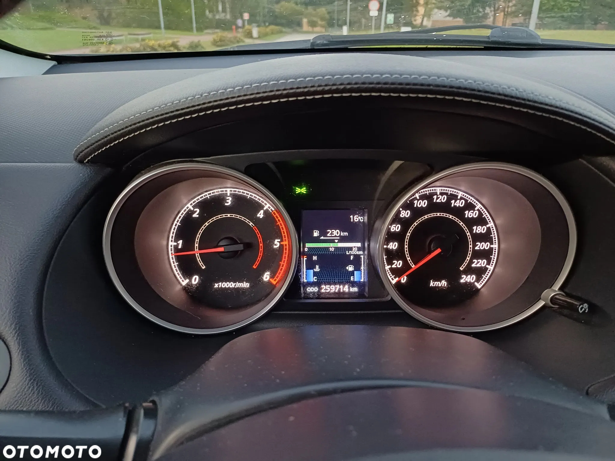 Mitsubishi Outlander 2.2 DI-D ClearTec 2WD Edition - 25