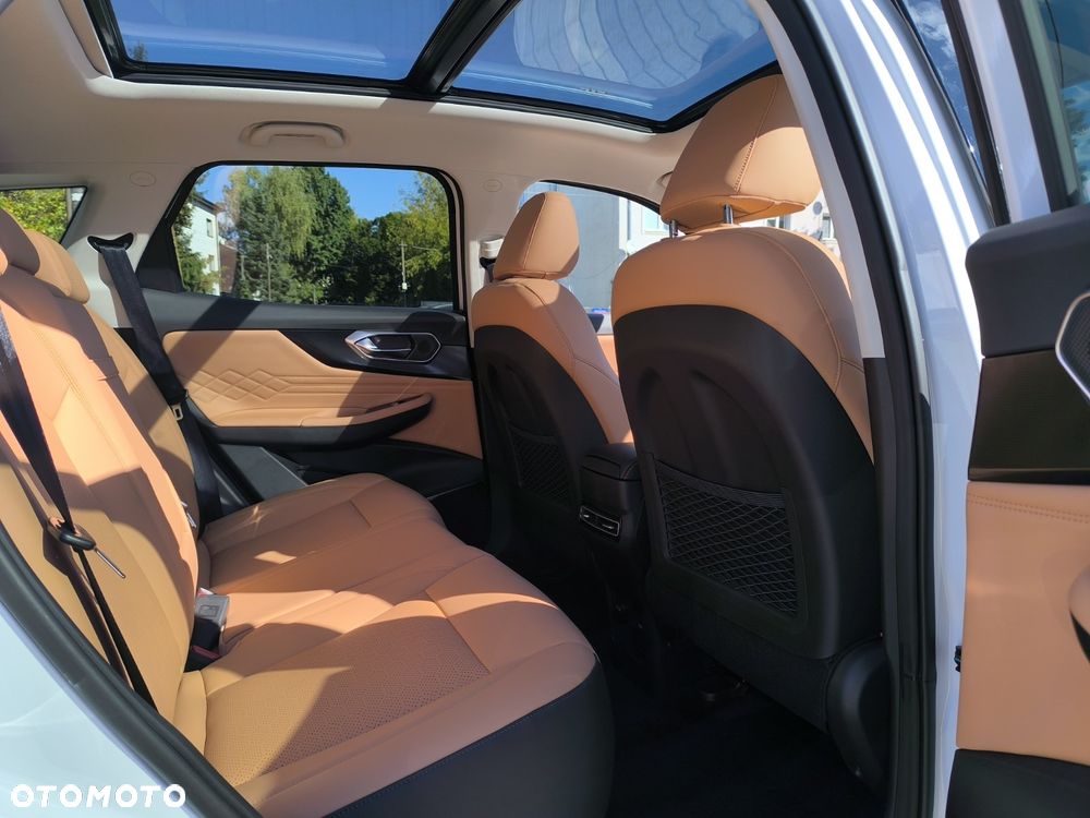 BAIC 7 1.5T Luxury DCT - 23