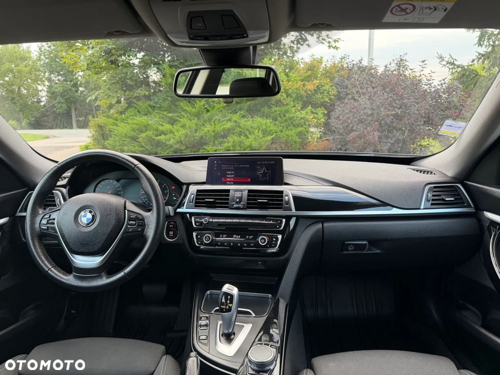 BMW 3GT 320i GPF xDrive Sport Line sport - 24