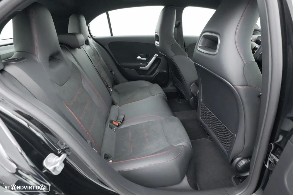 Mercedes-Benz A 180 d AMG Line Aut. - 25