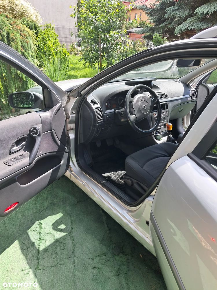 Renault Laguna 1.9 dCi Confort Expression - 11