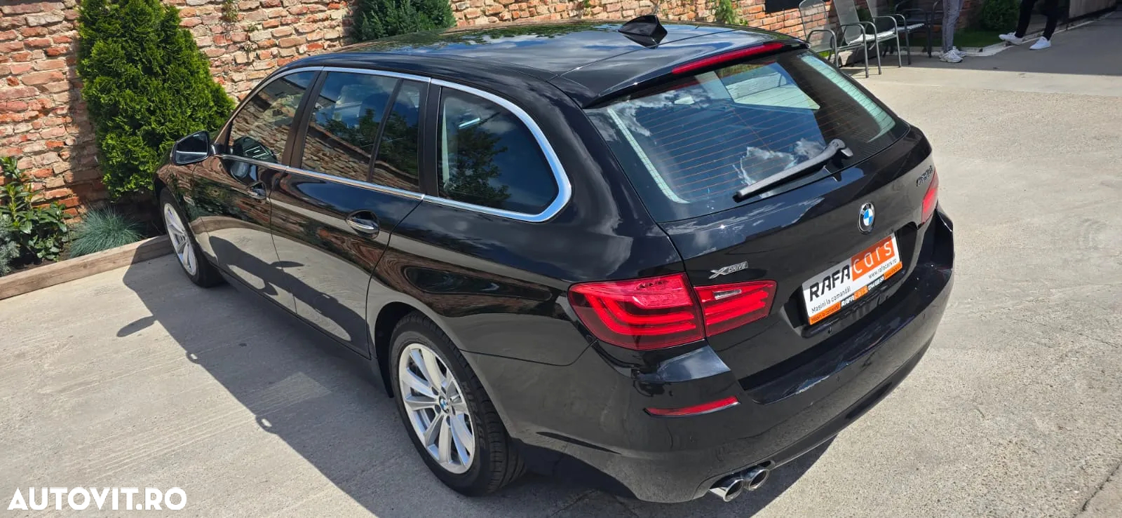 BMW Seria 5 520d xDrive AT - 17