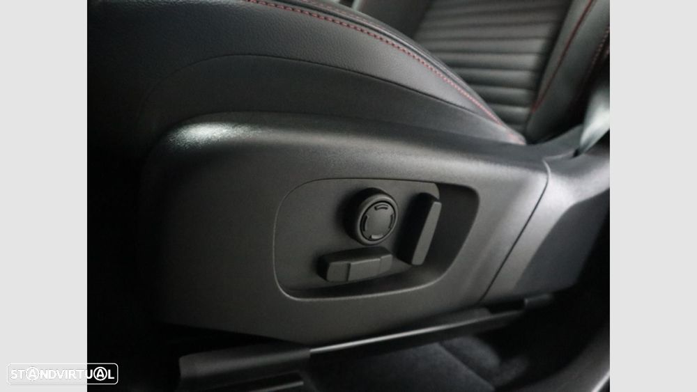 Land Rover Discovery Sport - 4