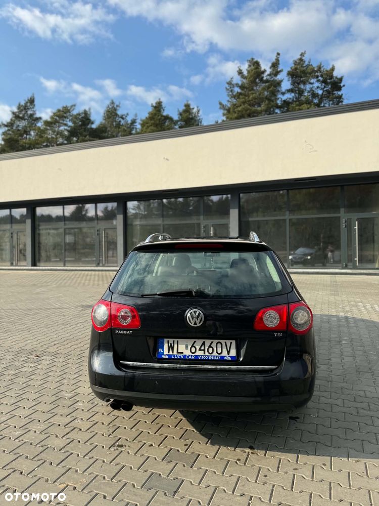 Volkswagen Passat 1.8 TSI Comfortline - 8