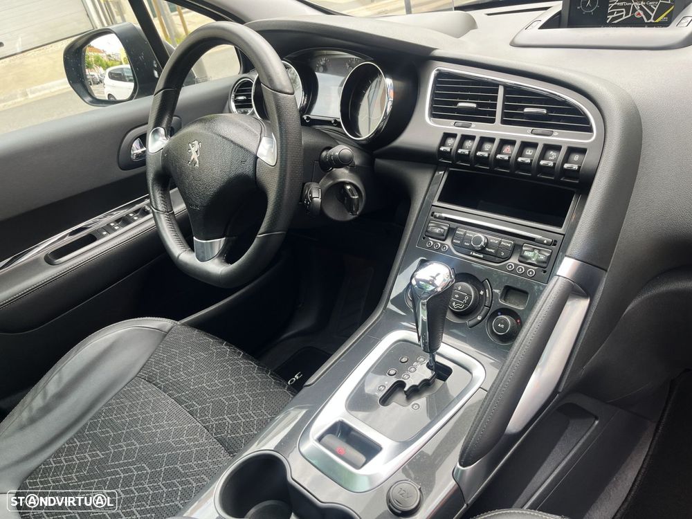 Peugeot 3008 1.6 BlueHDi Allure EAT6 - 24