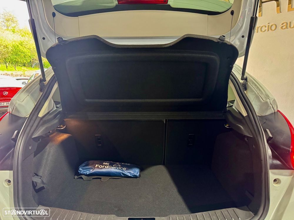 Ford Focus 1.0 SCTi Titanium - 18