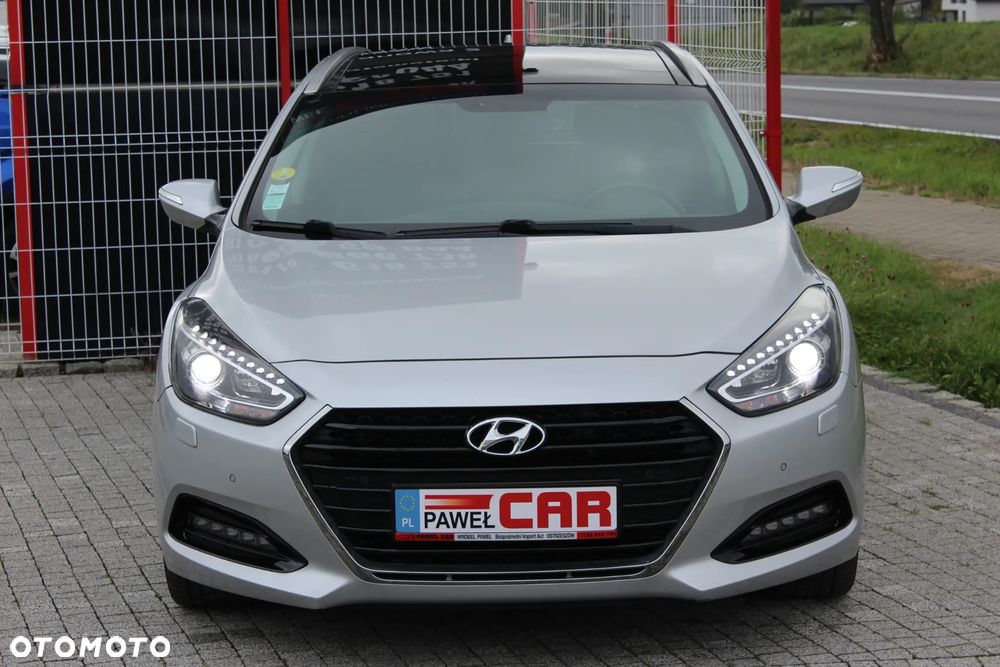 Hyundai i40 Kombi blue 1.7 CRDi DCT Premium - 2