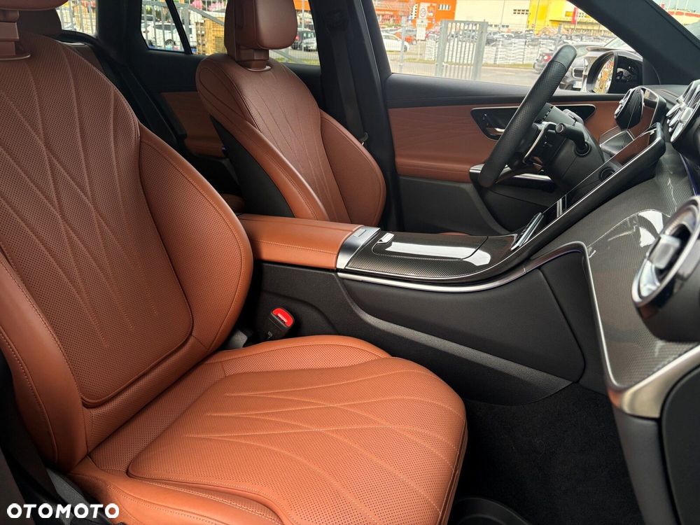 Mercedes-Benz GLC - 10