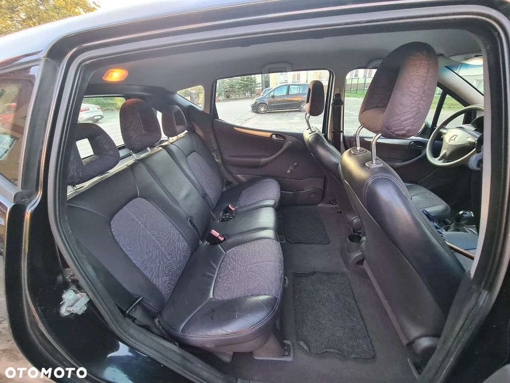 Mercedes-Benz Klasa A 160 L Avantgarde - 16