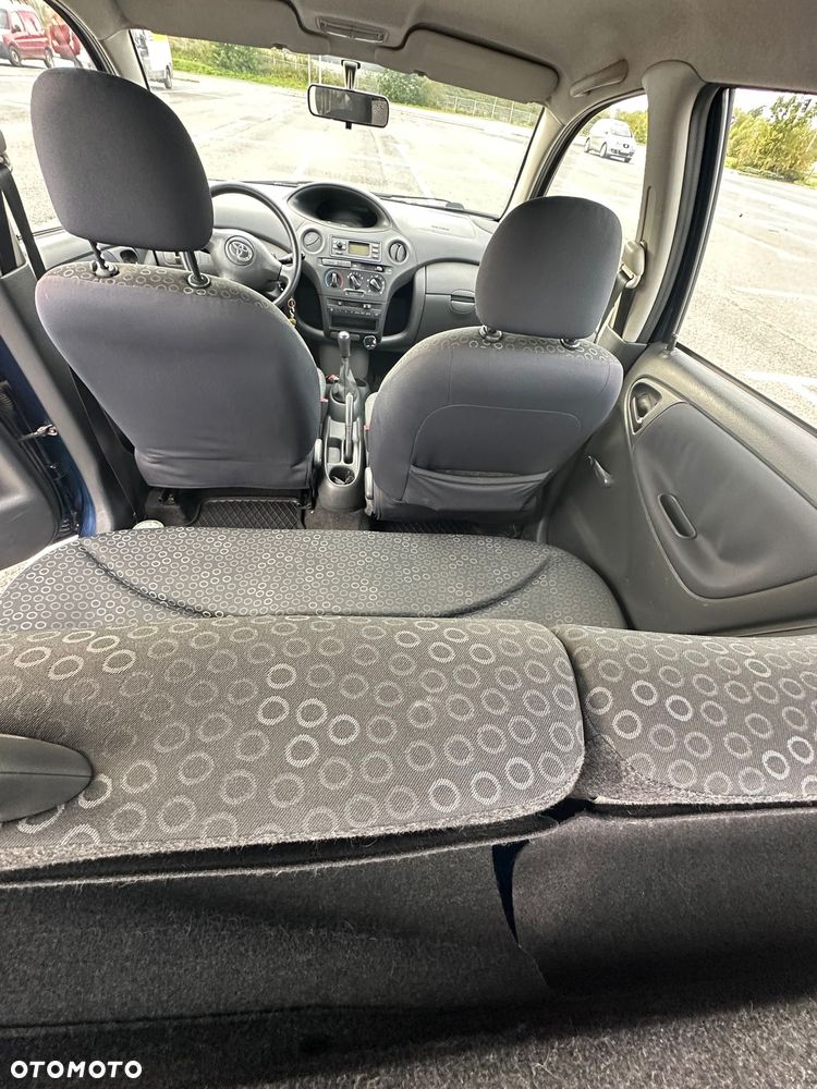 Toyota Yaris 1.4 D-4D Base - 4