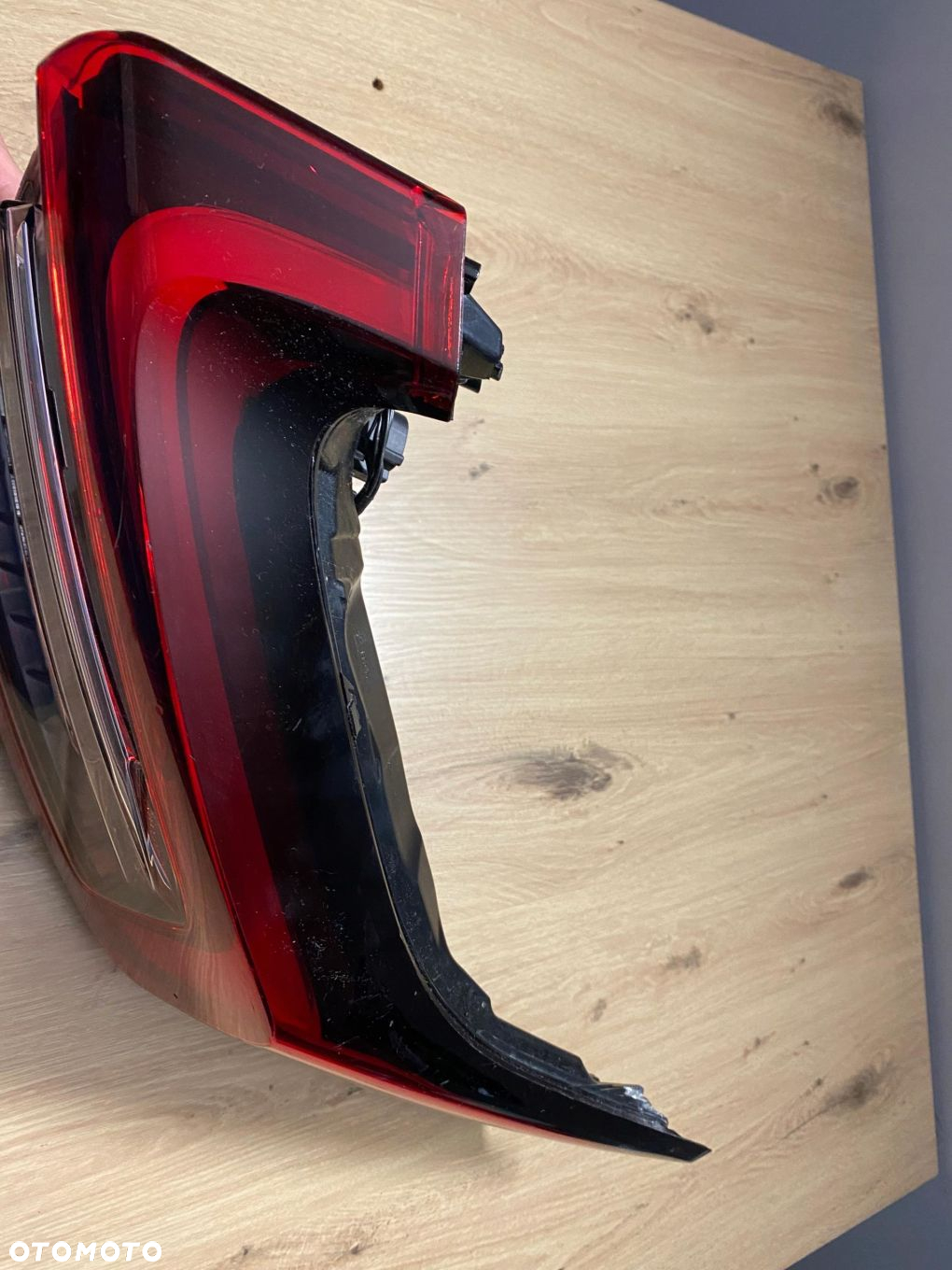 PRAWA LAMPA REFLEKTOR TYŁ LED VOLVO C40 32365667 NOWA ORYGINAŁ - 3