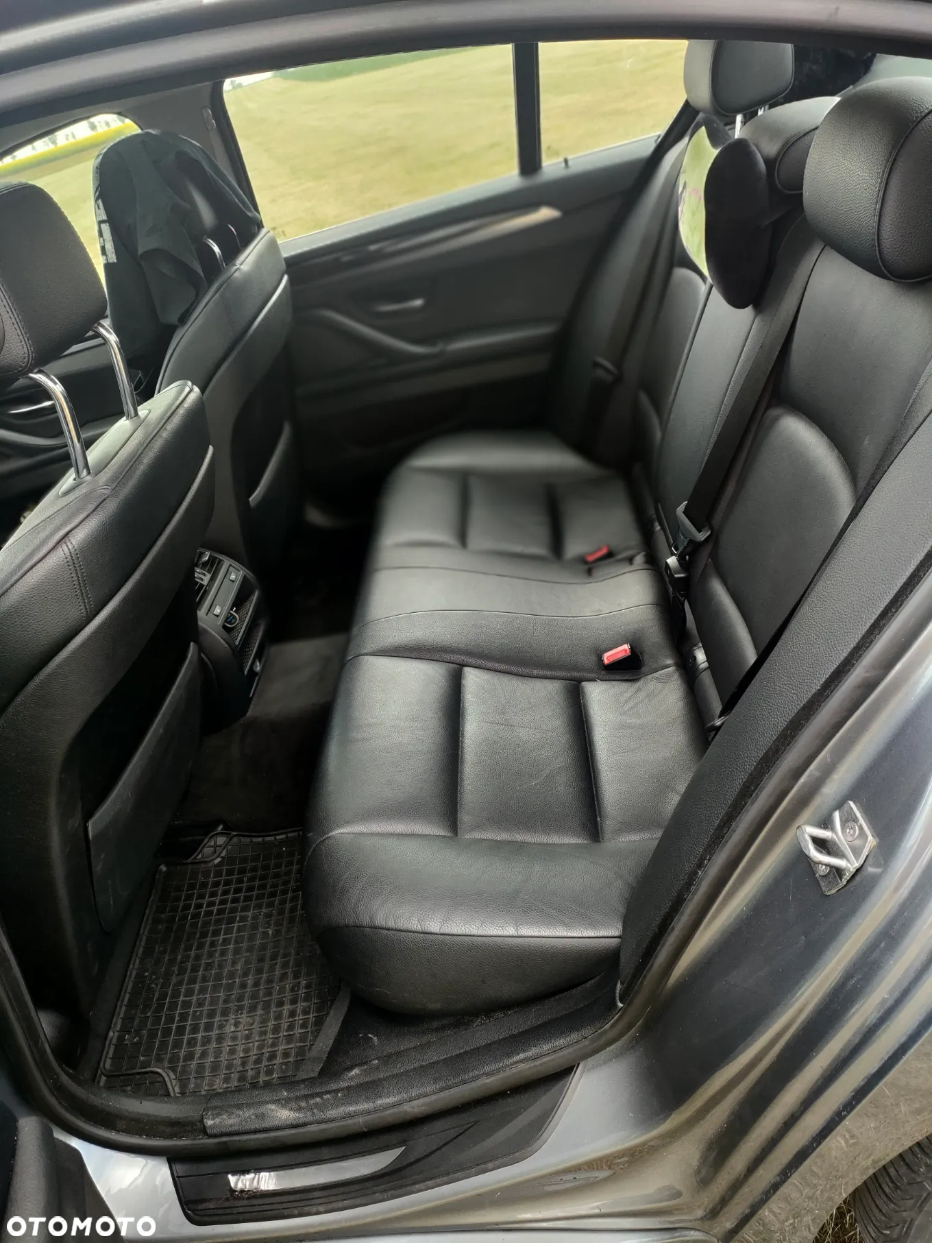 BMW Seria 5 528i xDrive - 16