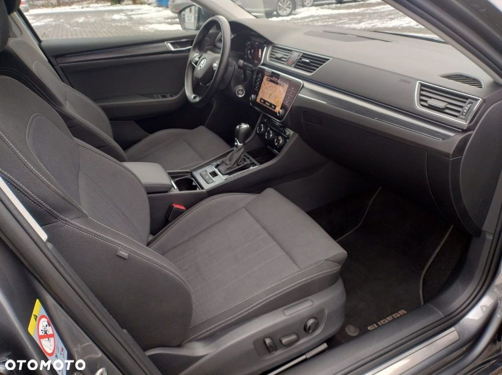 Skoda Superb 2.0 TDI SCR Style DSG - 11