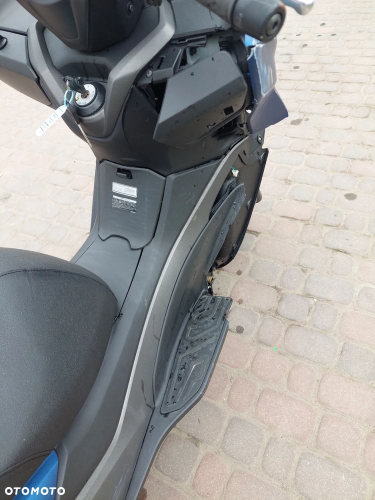 Kymco X-Town - 16