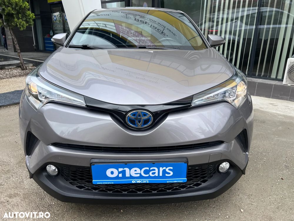 Toyota C-HR - 10