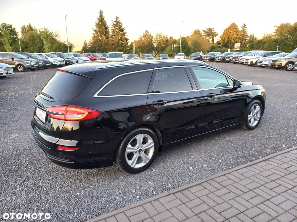Ford Mondeo 2.0 TDCi Titanium PowerShift - 8