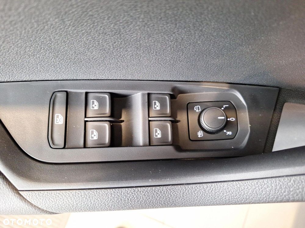 Skoda Karoq 1.5 TSI ACT Sportline DSG - 14