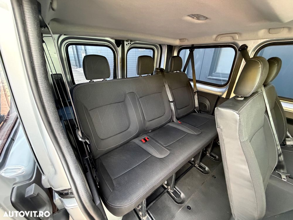 Renault Trafic Combi L2H1 7+1 Expression Plus - 11