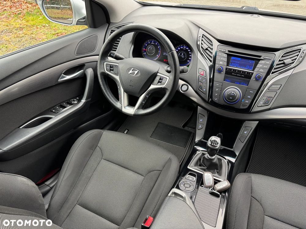 Hyundai i40 i40cw 1.6 Fifa World Cup Edition - 21