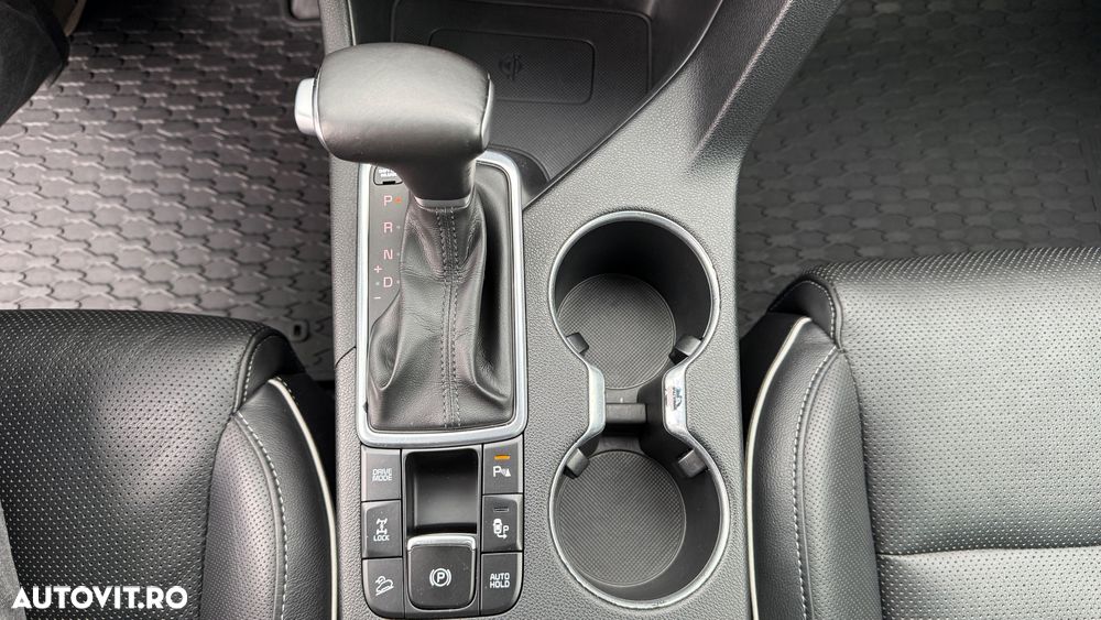 Kia Sportage 2,0 CRDI AWD Aut. Platinum - 26