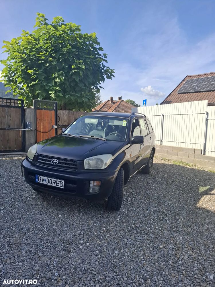 Toyota RAV4 2.0 Base - 2
