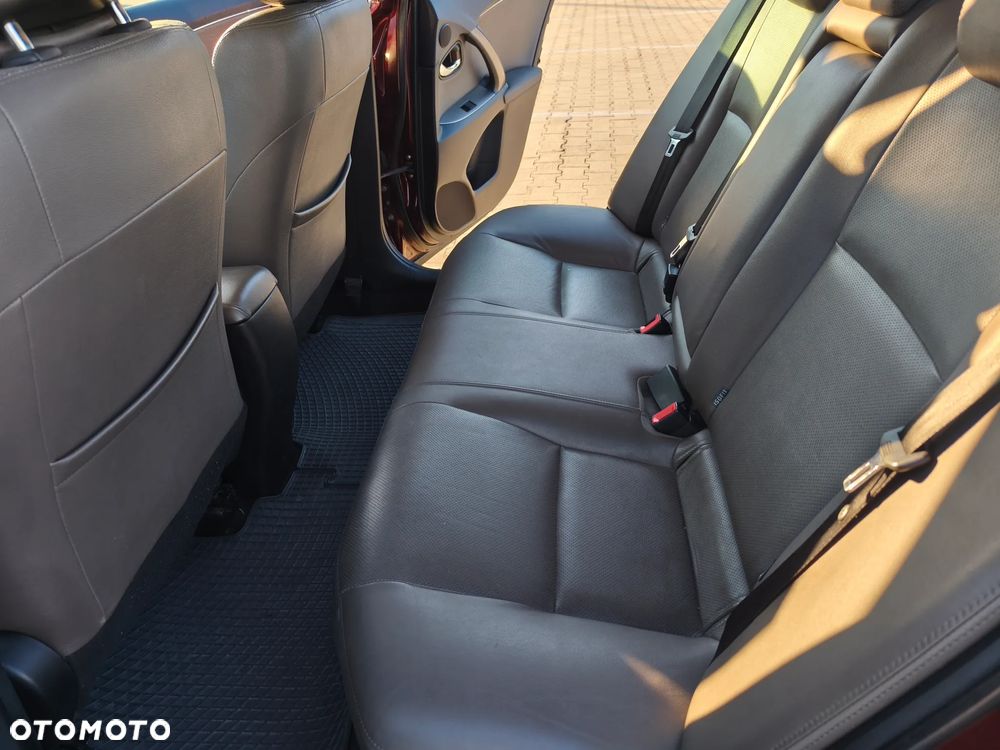 Toyota Avensis 2.0 Prestige MS - 25