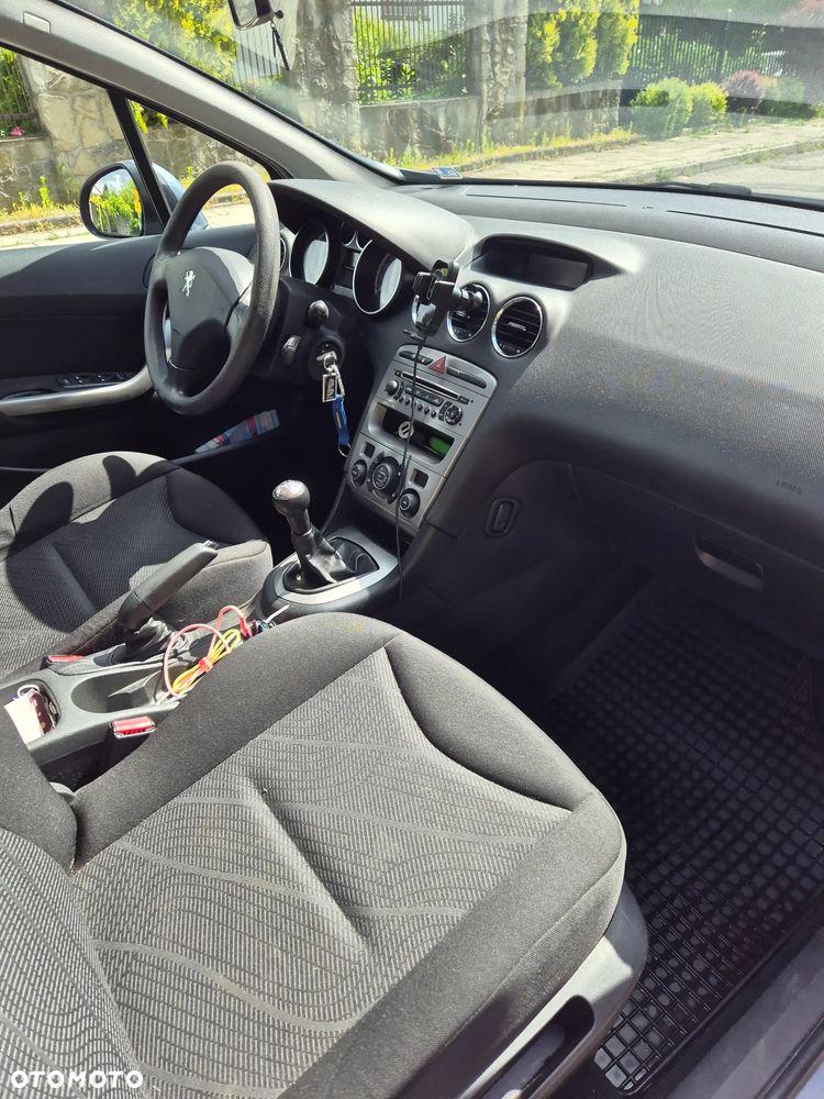 Peugeot 308 1.4 Trendy - 4