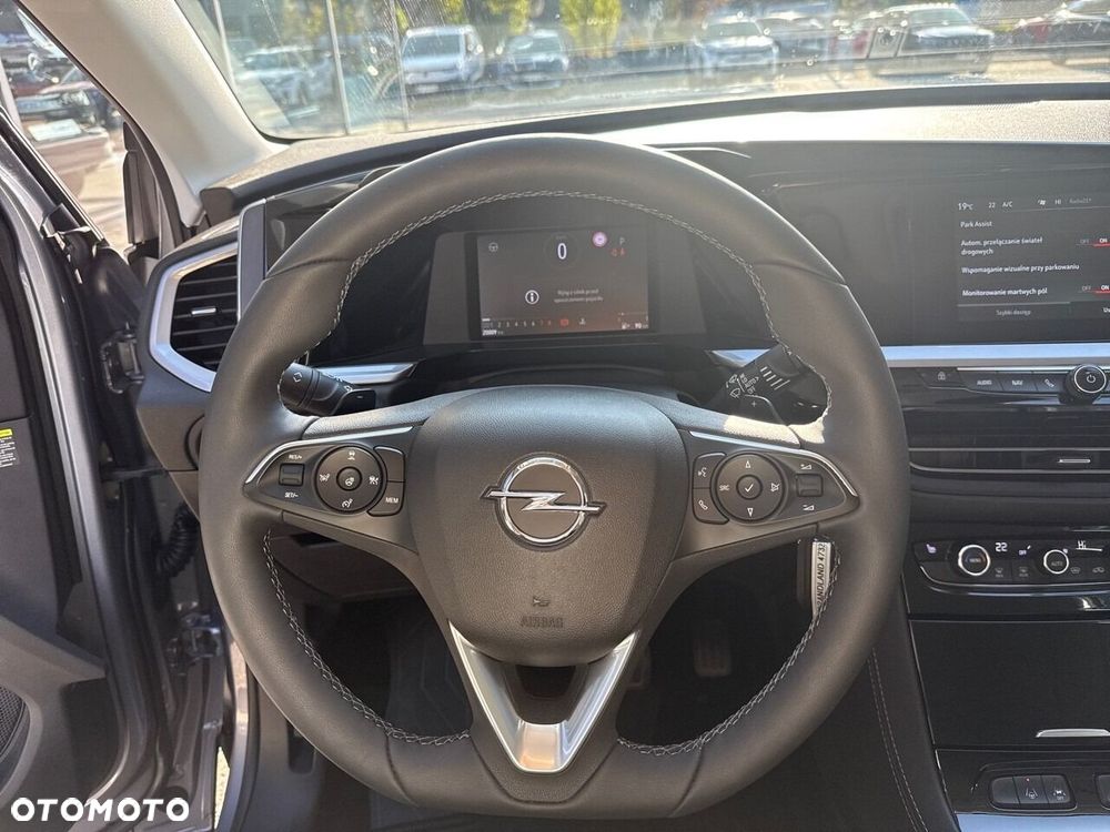 Opel Grandland 1.2 T GS S&S - 15