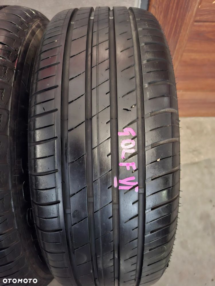 Alufelgi koła Volkswagen Golf VI rok 2011 rozmiar 16/ ET46 / 6,5J / 5x112 / 57,1 z oponami 205/55/R16 bieżnik opon 2x6 mm  2x5 mm nr 1k0601025BM - 6