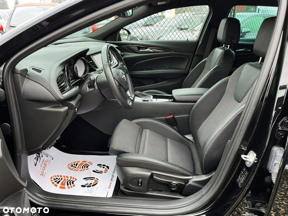 Opel Insignia 2.0 CDTI Elegance S&S - 32