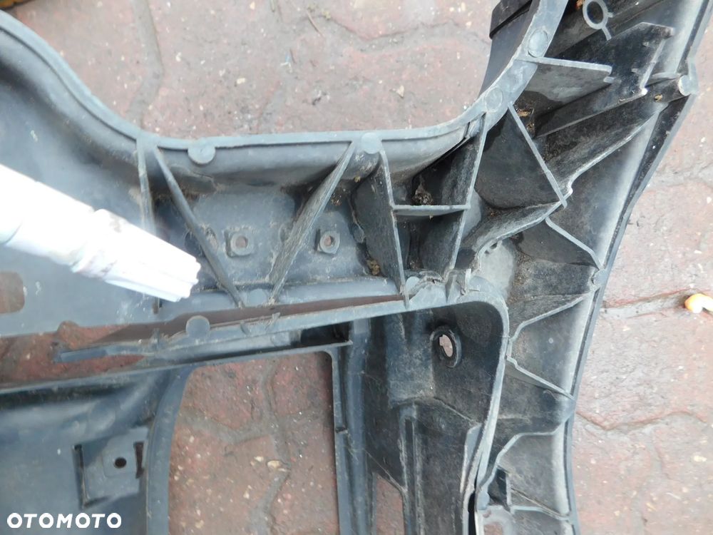 pas przedni wzmocnienie BMW E90 E91 E92 - 8