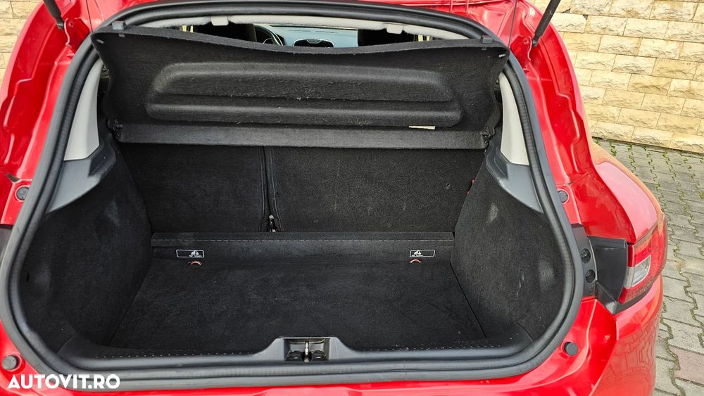 Renault Clio TCe 90 Limited - 17