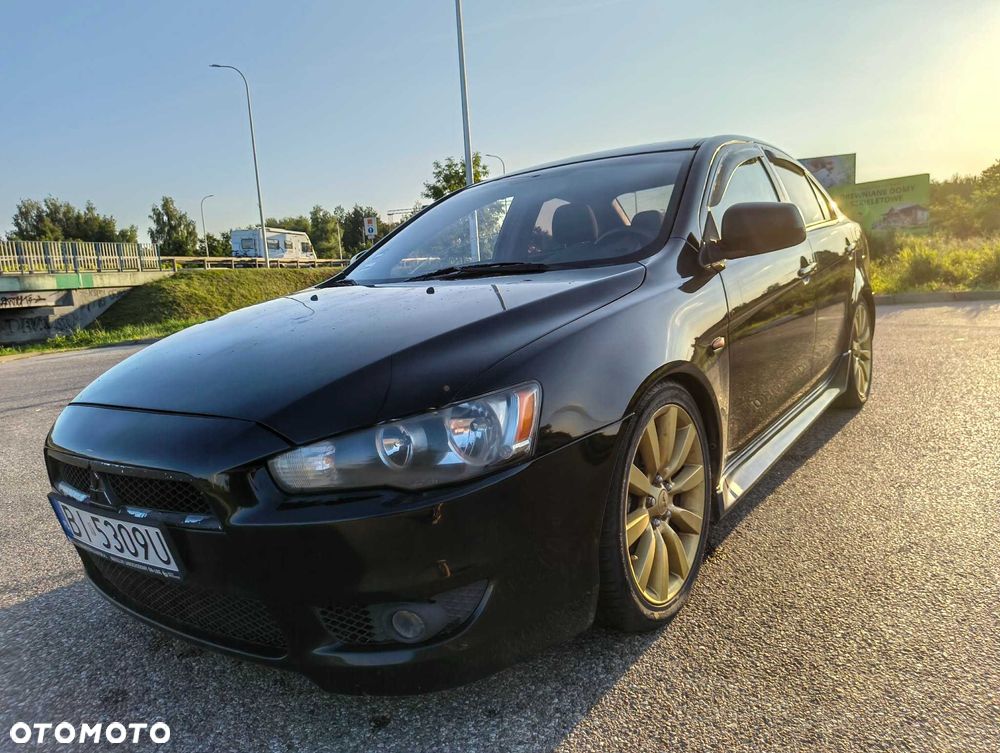 Mitsubishi Lancer - 1