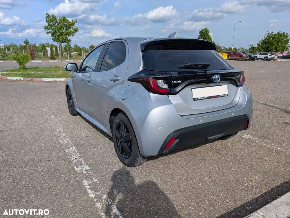 Toyota Yaris - 5