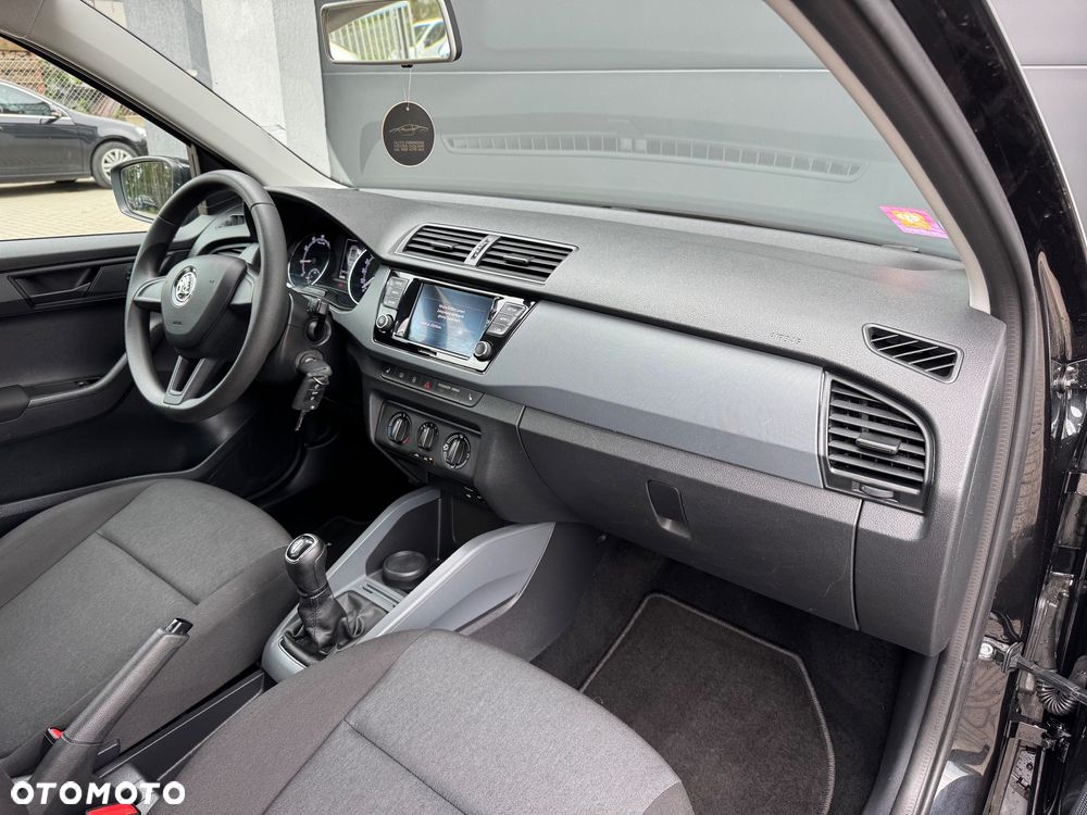 Skoda Fabia 1.0 MPI Clever - 16
